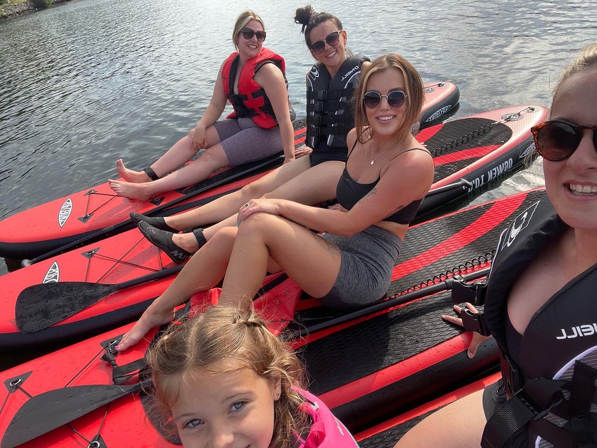 N_j_Hanson's tweet photo. Lake days ❤️ #llynpadarn https://t.co/A3S7Ih0Sr3