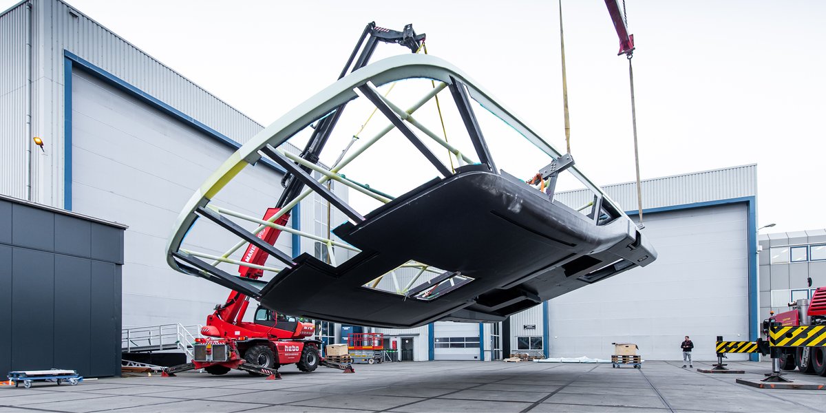 WerkenbijRHG's tweet image. Lees meer over de vervangingsmarkt waarin Rondal zich verdiept: composeit.nl/scheepsbouw-ui…
.
Foto’s: Onne van der Wal en Tom van Oossanen #composieten #platform #composeit #innovatie #hightech #commodity #bio #rondal #technology #engineering #duurzaamheid #samenwerken #scheepsbouw