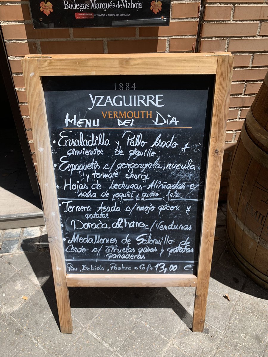 b_crespo's tweet image. Pau, Bebida, Pastre o Cafe13,00 €

Bares 1 - IA 0

#bares #iA #Image2text