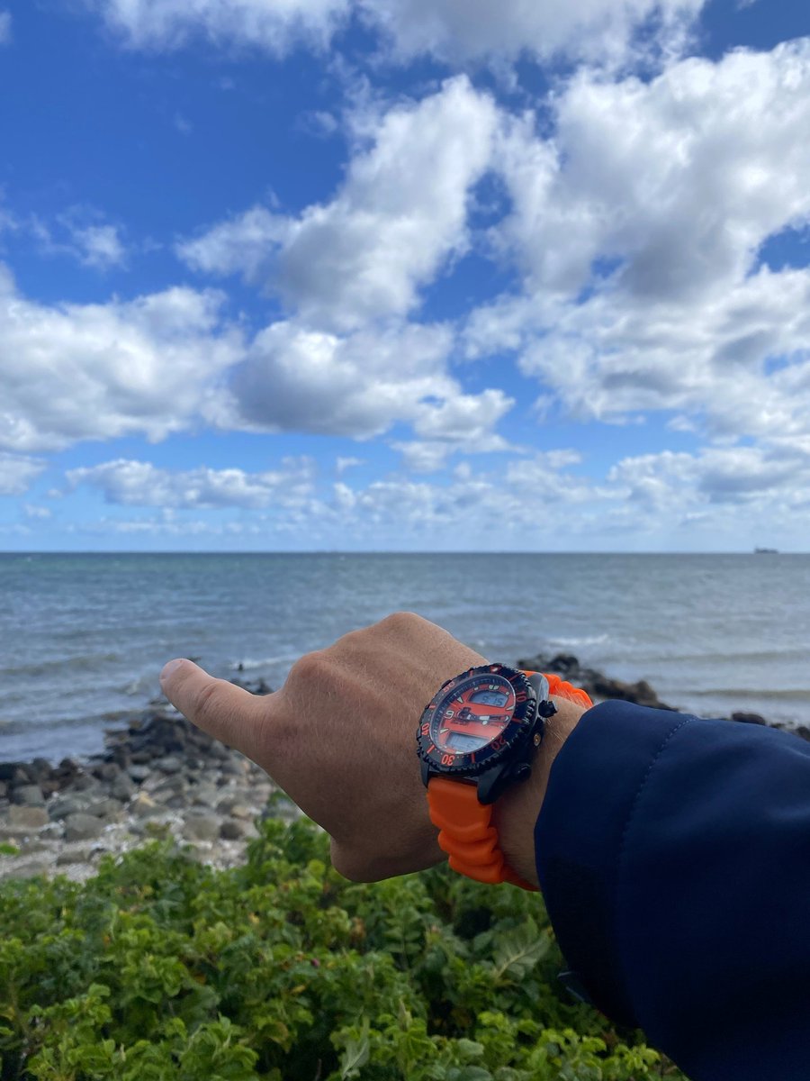ChrisBenzWatch's tweet photo. Exploring the southwestern shore of the Baltic Sea πππ
Have you ever been scuba diving here?
βοΈDEPTHMETER Digital 200M RESCUE DIVER
#chrisbenz #chrisbenzwatches #sharkproof #depthmeter #divewatch #rescuediver #balticsea https://t.co/7MGHfmirrb