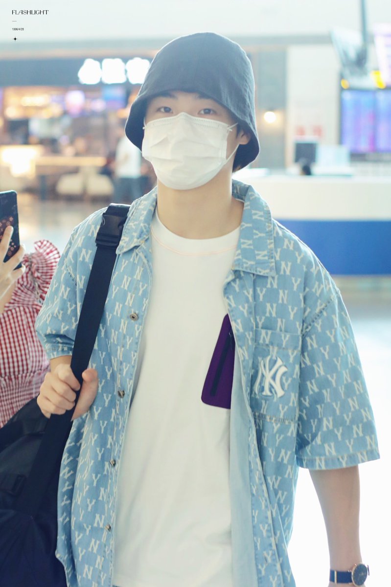 _Flashlight___'s tweet image. #YuGengyin #俞更寅 

2022/7/19

HD 4P
 
@yugengyin_0428