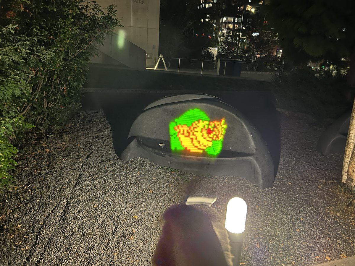 bottlemoss's tweet photo. LED Pokédex photography -🐓🧲🦥🐟
#pokemon #hoenn #gen3 https://t.co/Vs5KbJOnHv