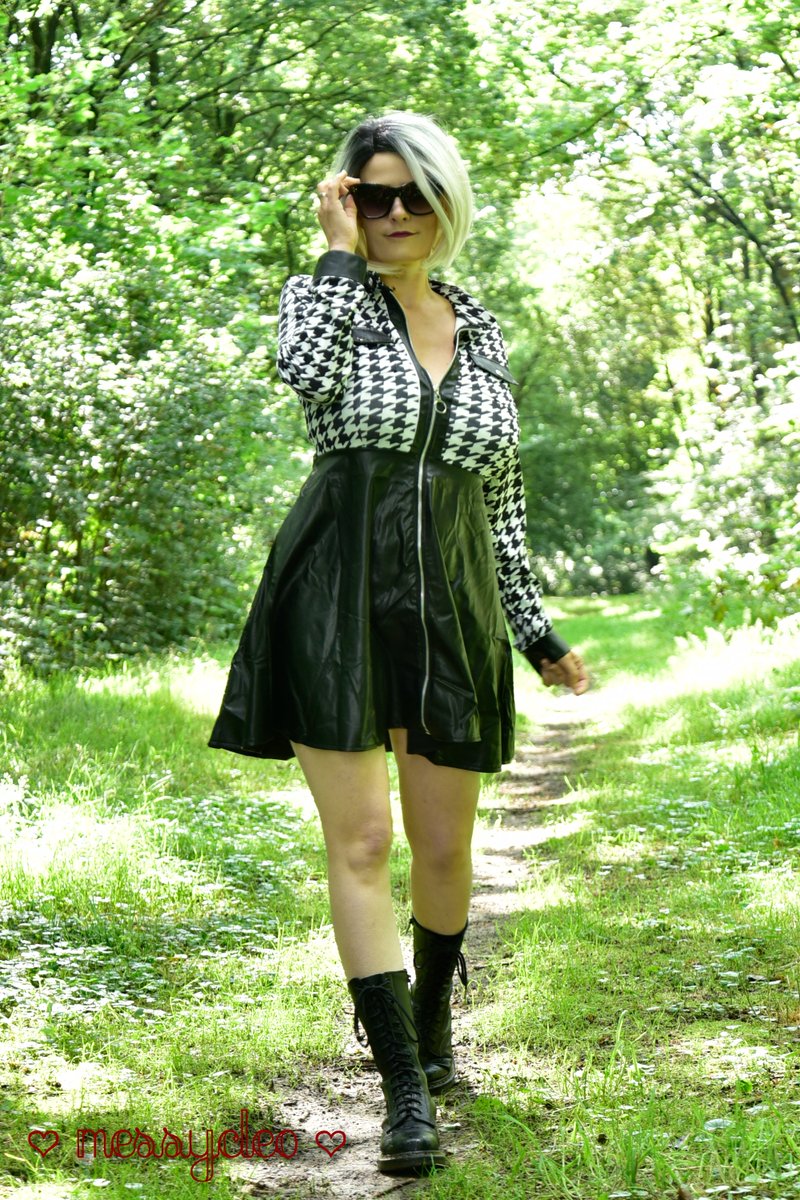 Wam on Twitter: "RT @CleoMessy: Want to go on a walk with me? Join me