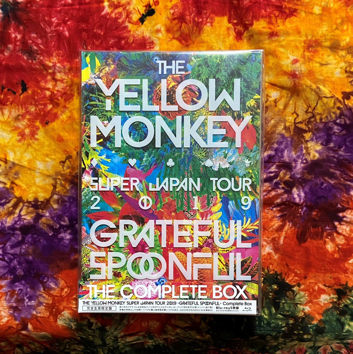 kindof49's tweet photo. 完全なる鴨になれた日

The Yellow Monkey
デビュー３０周年シリーズ第３弾

SUPER JAPAN TOUR 2019 -GRATEFUL SPOONFUL- Complete Box

フラゲっ

発表された時に(レコード会社への嫌味として)言ったけど初出は５枚の内１枚だけ...良かろう、お祝いでぃ

#THEYELLOWMONKEY 
#TYM30 
#TYMS2019GS https://t.co/sh0a2tHVrX
