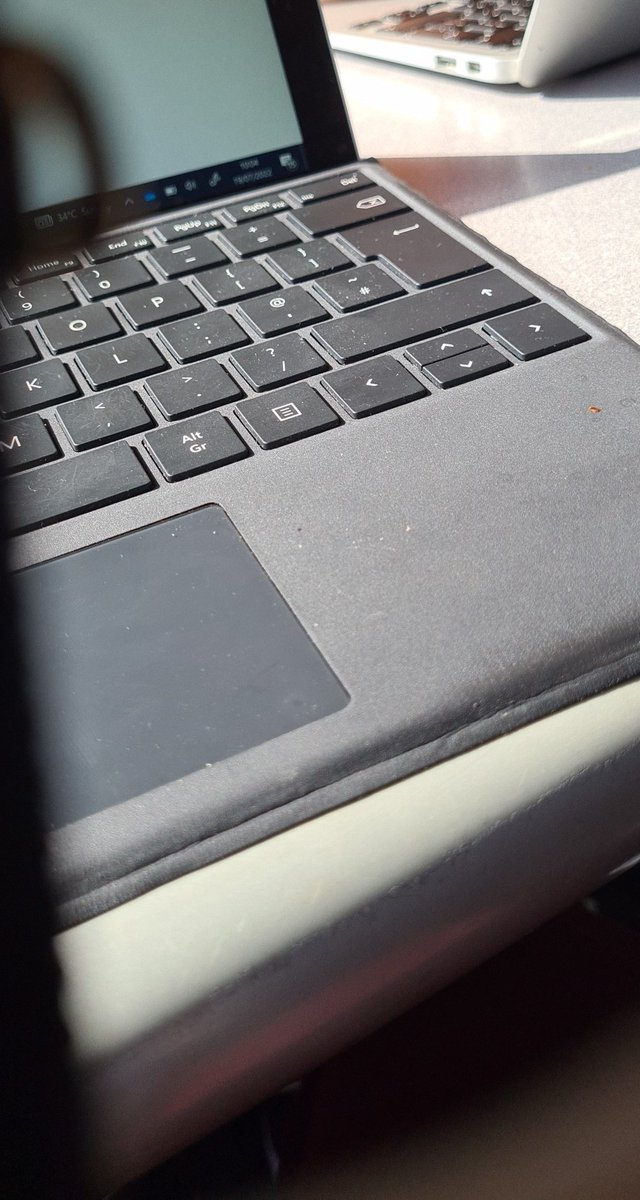 AskDrFola tweet media