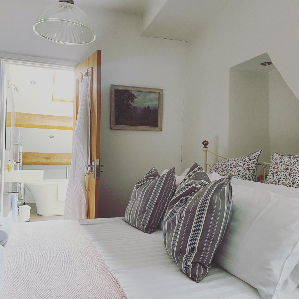 Considering wearing a bikini to make beds and clean our loft room on the hottest day of the year 🥵🤣 #airbnb #airbnbsuperhost