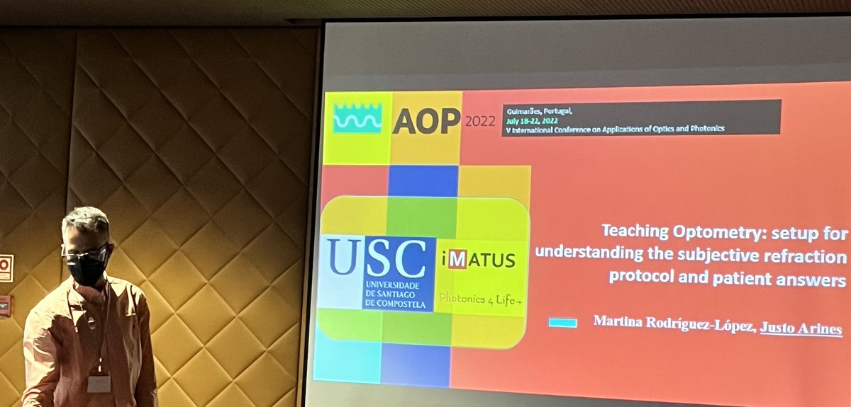 Investigadores de <a href="/iMATUS_USC/">iMATUS (Instituto de Materiales de la USC)</a>  comparten sus experiencias en docencia en el @AOP2022