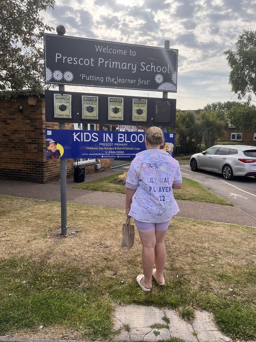 LikkleLeii's tweet photo. Time to say goodbye 🥹 @PCPUnicorns @PrescotPrimary https://t.co/vvv9vmbscI