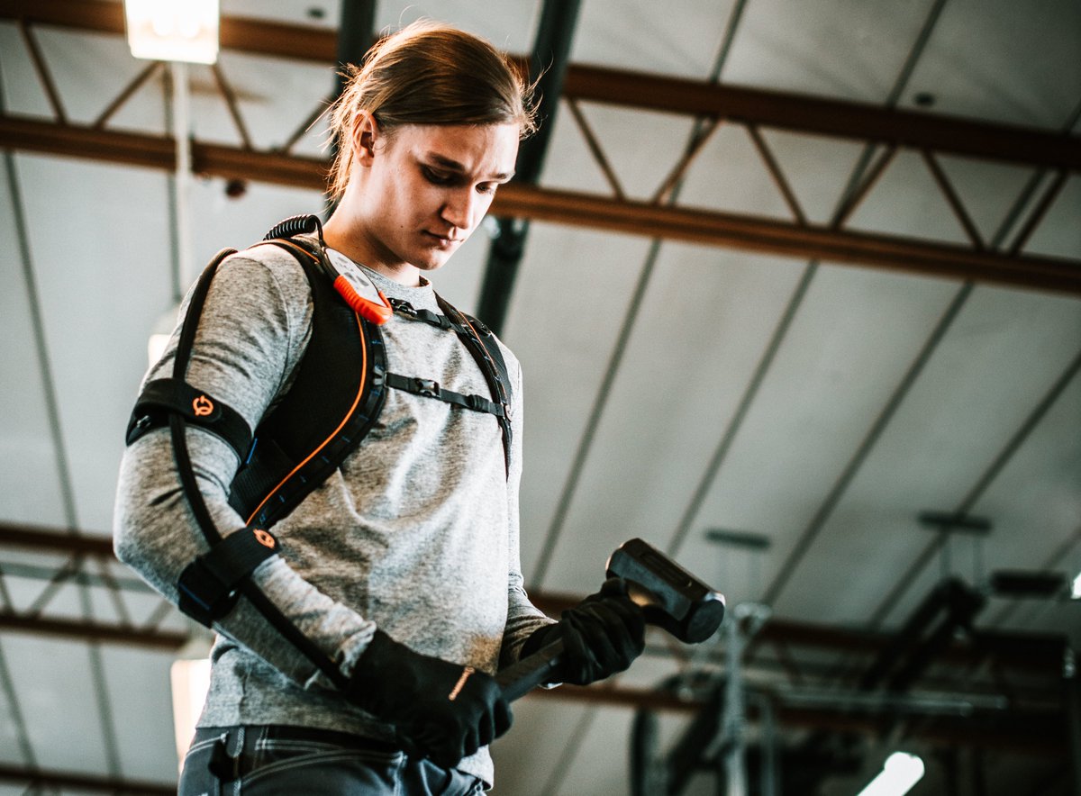 exskallerate's tweet photo. 🦾👷The @exskallerate project aims to accelerate the adoption of #exoskeletons for #manufacturing and #construction SMEs within the @NorthSeaRegion. 

💡Interested in learning more? 

👇Visit our dedicated website for more information! 

https://t.co/NxkoxaRy0H https://t.co/h7J7uqTjuR