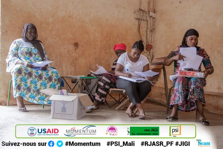 Bouba_Diarra1's tweet photo. Les activités de Kayes ont été clôturées par un sketch des Jeunes Ambassadeurs de la cité des rails.
#kènèyayaalaba
#RJASRPFMALI
#momentum
#PSIMALI
@OngJigi 
@USAIDMali 
#MPHD https://t.co/dRIDcnsRxb
