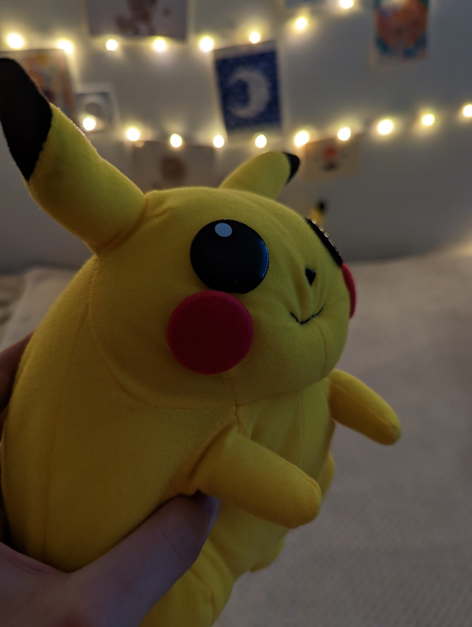 ✨ noss ✨  vtuber (👈 tres sexy) on X: faut que je vous avoue un truc mais  j'ai une passion pour les peluches moches de pikachu ptdrrr   / X