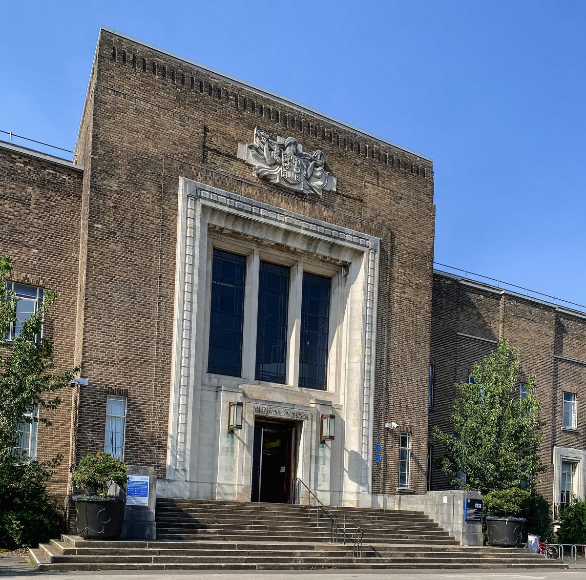 The #MedicalSchool <a href="/unibirmingham/">Uni of Birmingham</a>  in the #Heatwave2022. Not a bad place to come and study for your #Masters in #StemCell biology! Ranked in the World top 100 for #research. Details @ birmingham.ac.uk/postgraduate/c… #research.