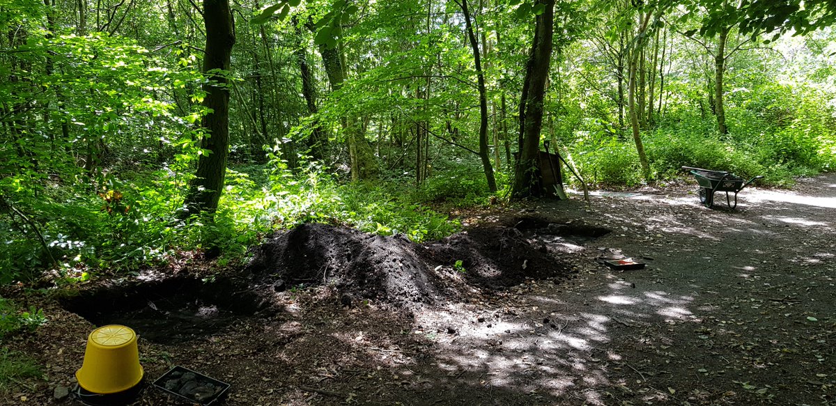 GGATProjects's tweet photo. Great day working with staff and students from Cilffrew Primary School at Craig Gwladus Country Park. The students learnt all about #archaeological test pitting, before digging and recording their own. Much fun was had by all! #learning #discovery #heritage #outoftheclassroom https://t.co/IbVMXWEMSr