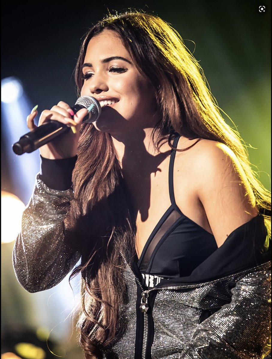 933kfm's tweet photo. #Dhook w/ @lynda_ddane
#NP donβt call me up
By @Mabel
Listen live https://t.co/En1ar9umjf
#TurntTuesday
#TuesdayVibes
#DHOOKwithLyndaDdane
Tune in π» π₯
#933kfm
#BetterInformation
#BestMusic https://t.co/d9s2wNZt23