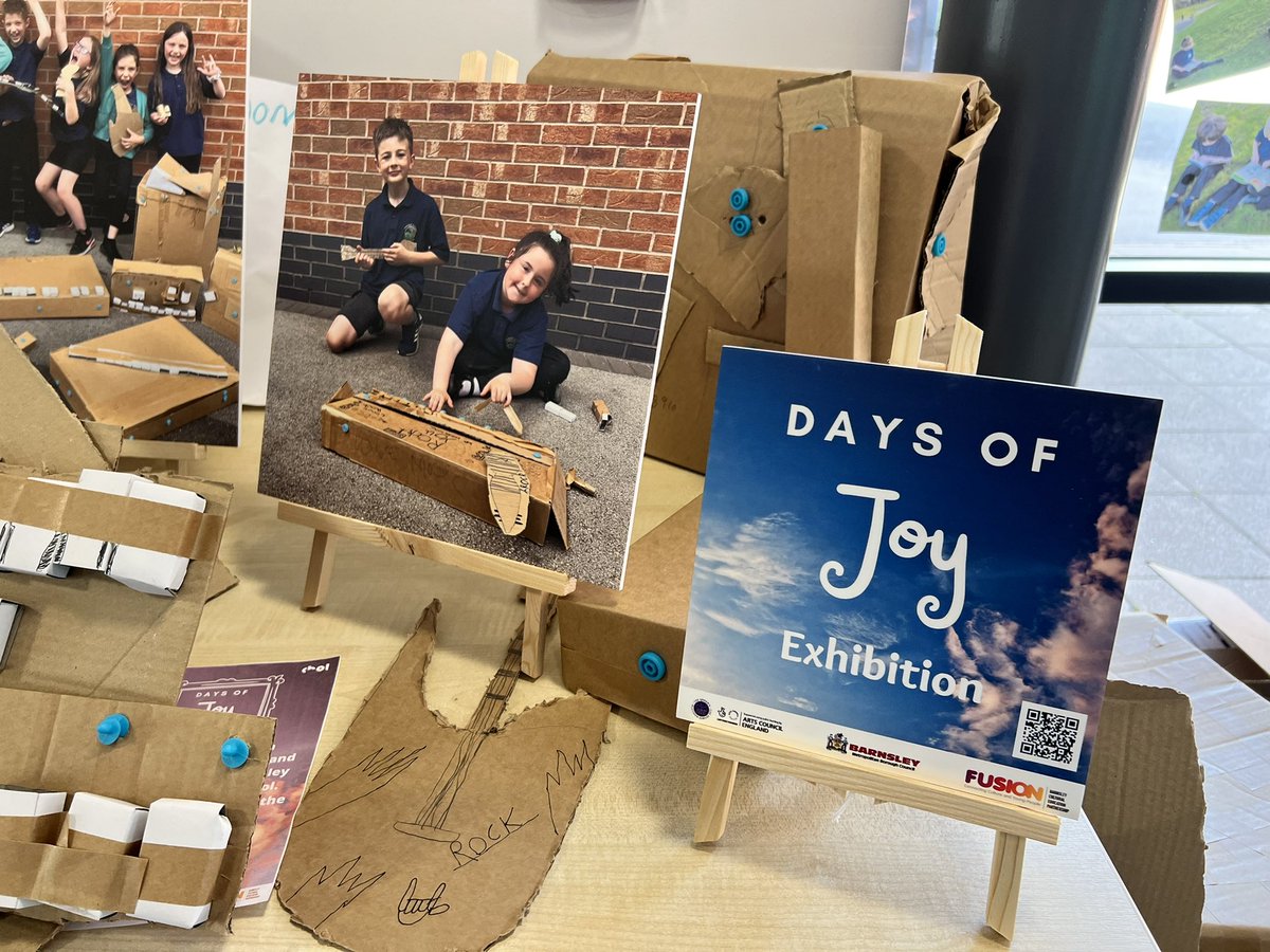Class8Hcps's tweet image. Here are our final creations we made for our ‘Days of Joy’ workshops. The children loved making the instruments for our imaginary bands! 🎸 🥁 @choltheatre  @ArtsHcps @Class7Hcps