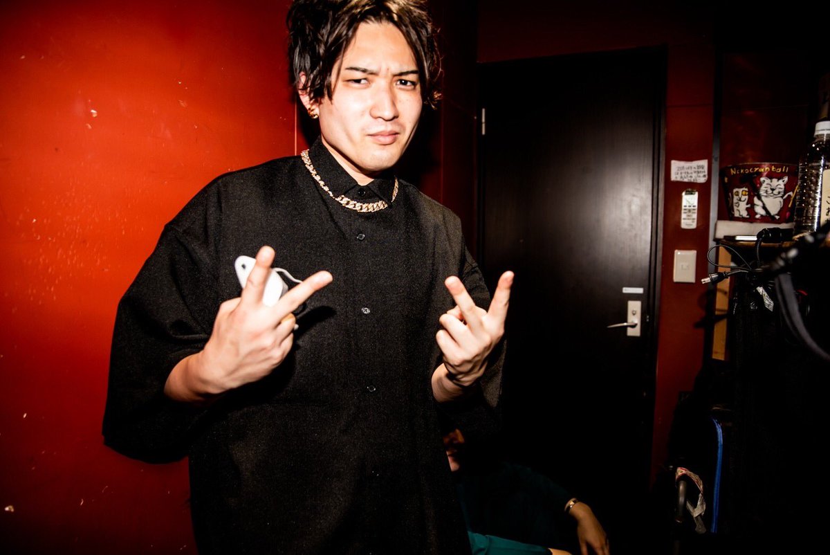 shinriisa_jp's tweet photo. ちゃんとサポートとしてバンドやるのは人生初でした
自分が作ってない曲を演奏するとスキルアップする感じ堪んない
大好きなバンドとまた音楽で関われることができて嬉しい✌️
Solid States Rolling , iberi4 
とても良いバンドに出会えました
そしてソリステ1周年おめでとうございます㊗️ https://t.co/m07szgKhCg