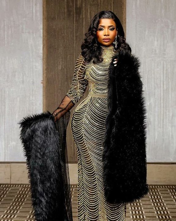 DandaroOnline's tweet photo. #chooseday
#apprecitionpost
Today we choose Natalie Mhundu an award winning phenomenal Fashion Icon and Entreprenuer populary known for her lavish fashion sense and amazing business etiquette. https://t.co/nQ6Ewhq0ou