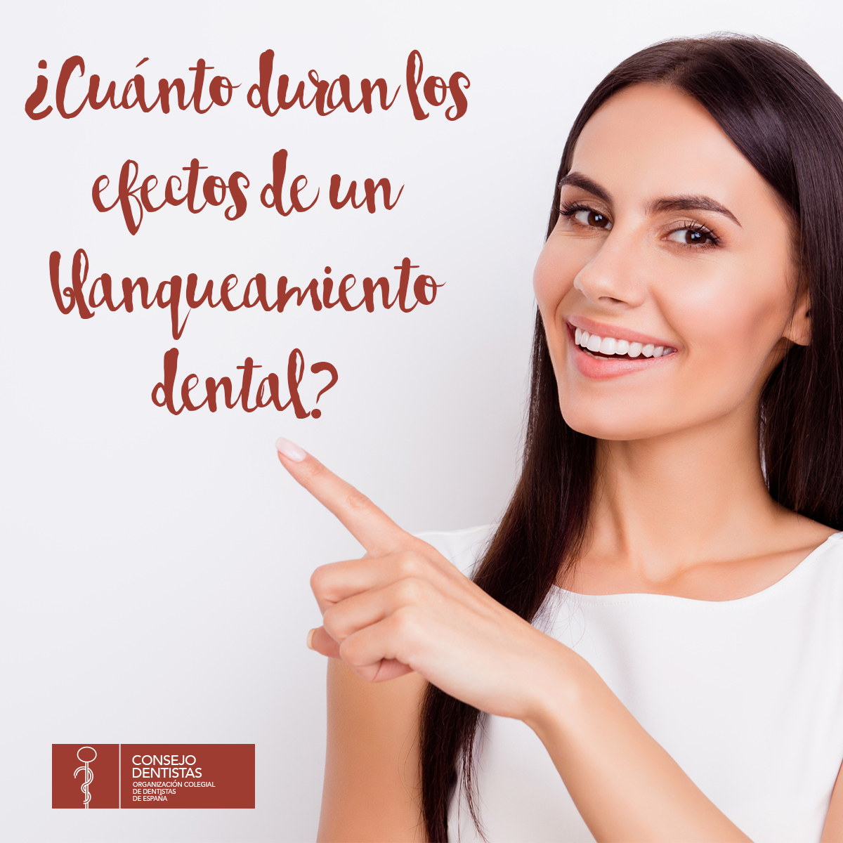 Una de las principales dudas antes de la realización de un blanqueamiento dental es la duración de sus efectos en la sonrisa.

➡ Todo dependerá del tono natural inicial de los dientes del paciente, así como de los hábitos alimenticios y de higiene oral que se mantengan.