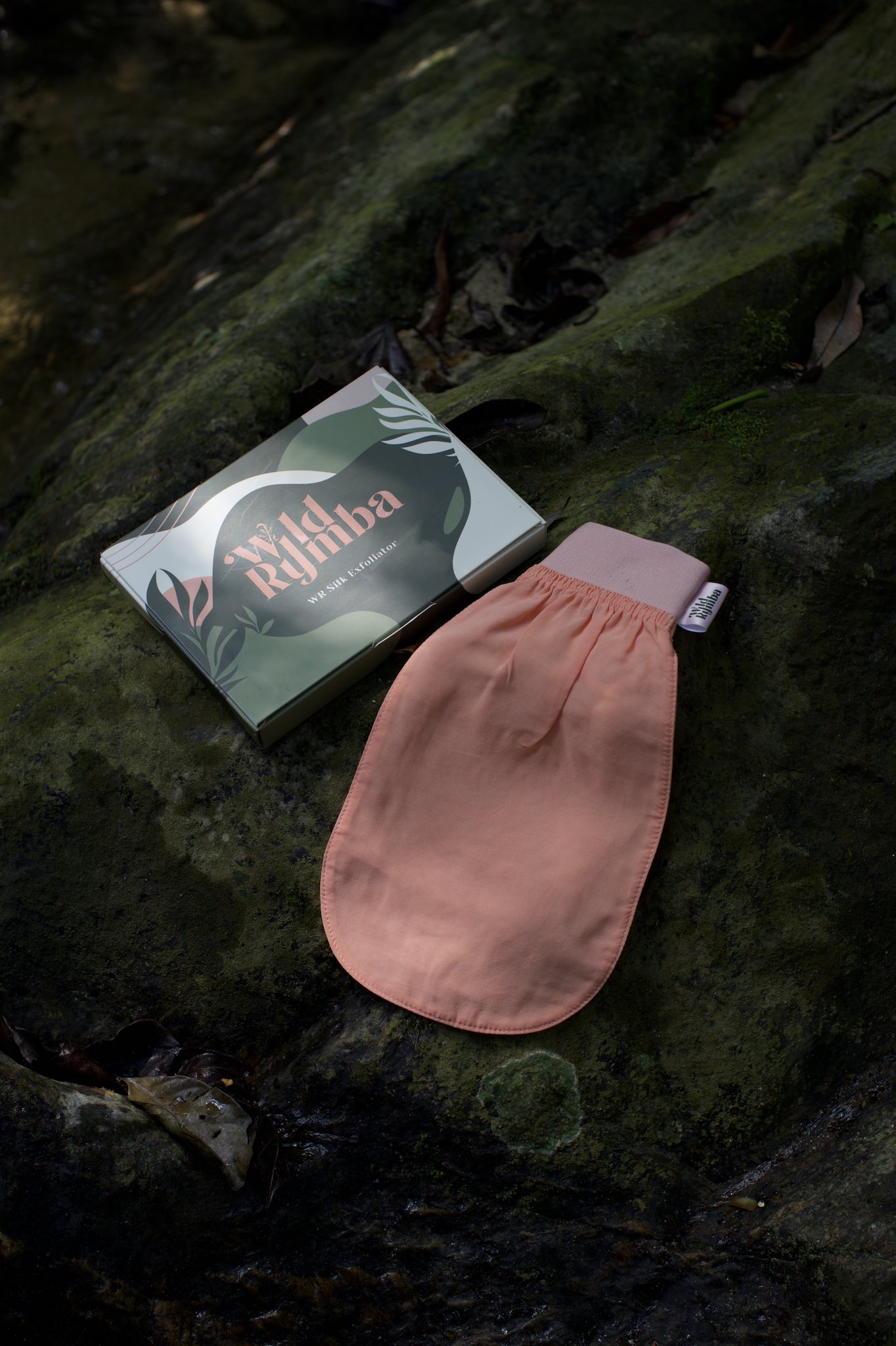 ساره on X: "Assalamualaikum Everyone! I'm so excited today because I will be launching my first body care product. Introducing the Wild Rymba 100% Turkish Silk Body Exfoliating Gloves. Handmade using an