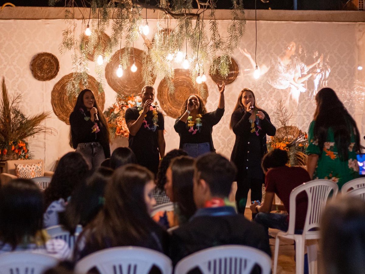WilliamBorgesA's tweet photo. Nosso Luau Jovem foi uma benção! 
🔥🔥 https://t.co/kwB2DkDgWW