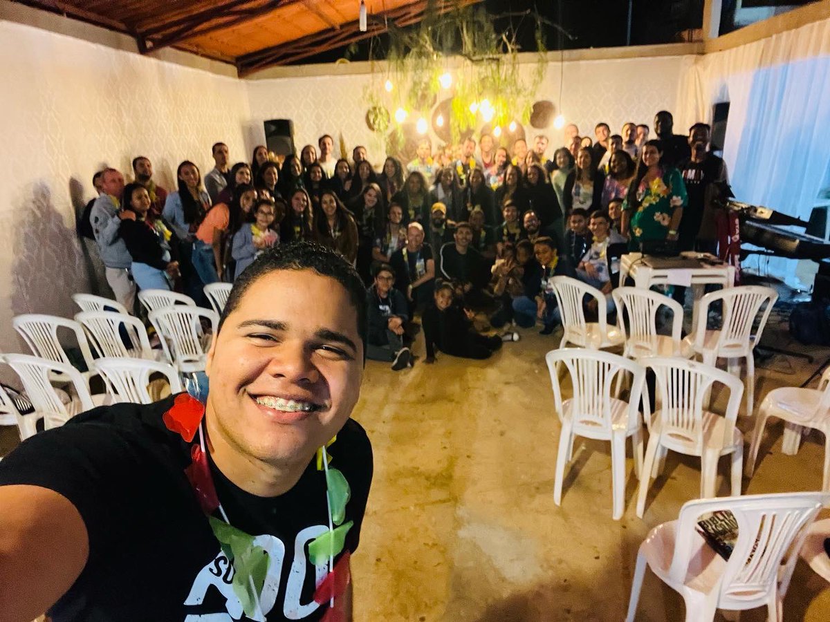 WilliamBorgesA's tweet photo. Nosso Luau Jovem foi uma benção! 
🔥🔥 https://t.co/kwB2DkDgWW