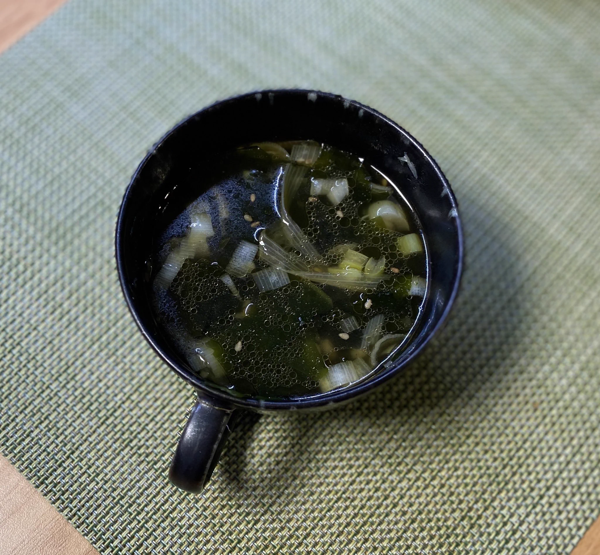 今日は卵スープの気分だったけど
家に着いた瞬間
美味しそうで作ってしまった
これだけでご飯が進むやつ
（糖質制限で夜は白米食べない人）  