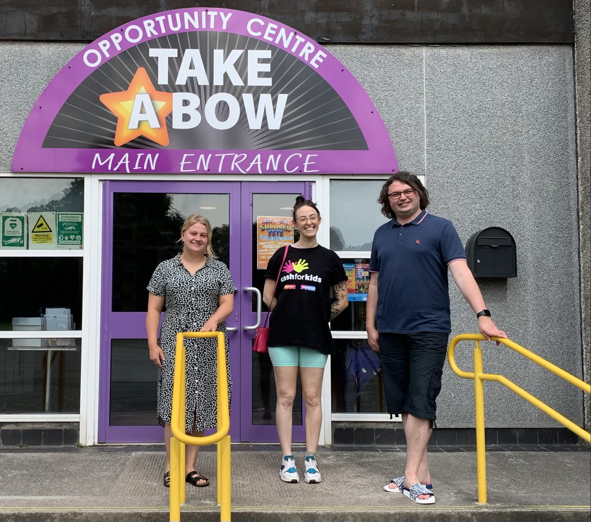 Delighted to spend the morning with Bex from <a href="/CashforKidsWest/">Cash for Kids West Scotland</a>. Cash for Kids provided funding for our Summer programme and it was lovely to show Bex what this funding has gone towards and allow her to spend some time with the staff and kids! 💜
<a href="/WestFM/">West</a> <a href="/JohnMcManus1955/">John McManus</a>