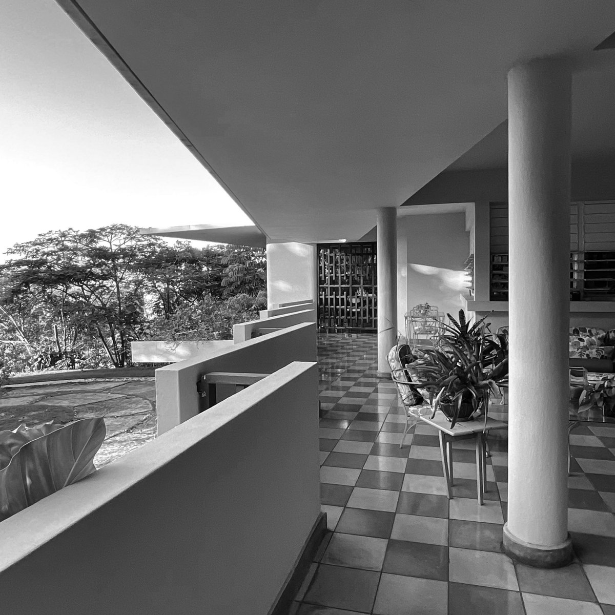 Fullana House, San Juan, Puerto Rico. Architect Henry Klumb. Photo Andrea Parga, 2022. <a href="/FExploratorio/">FotoExploratorio</a>
 #PuertoRico #HenryKlumb #FotoExploratorio #view #interior #terrace #visualclues #photo #modernarchitecture #architecture