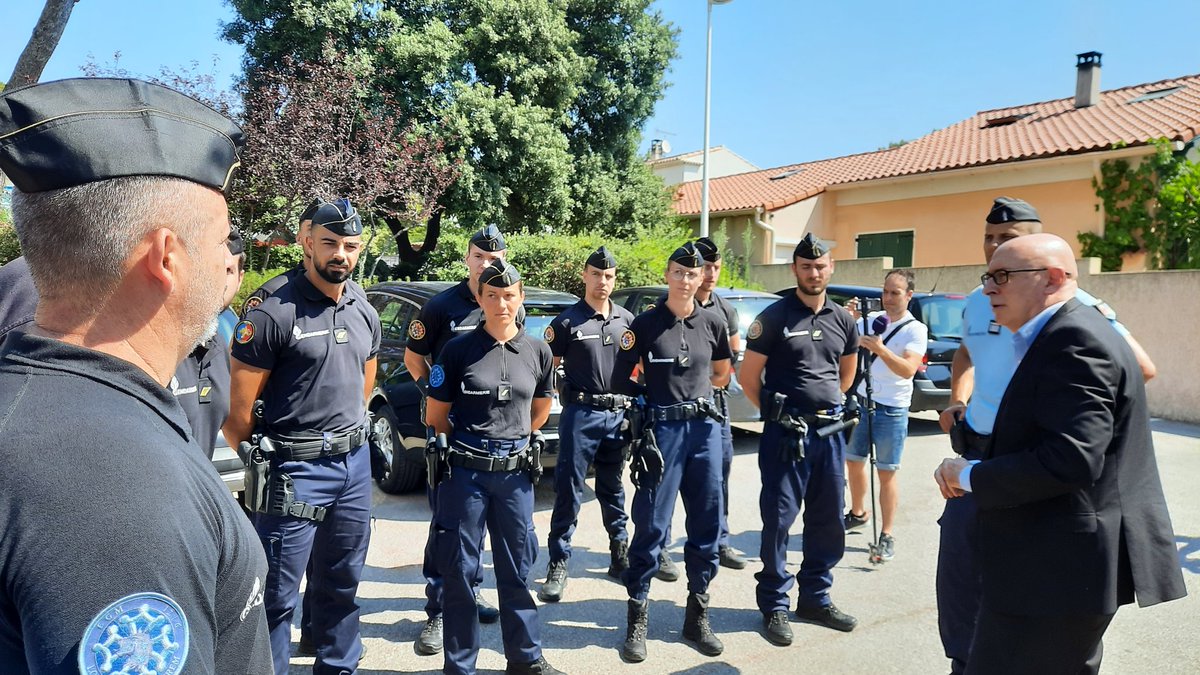 Renfort de sécurité sur la côte bleue, 16 gendarmes chargés de "montrer du bleu" en cette période estivale, vols dans les voitures, incivilités et prévention des incendies