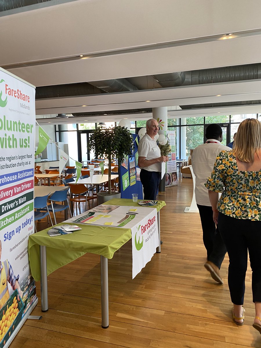 Wonderful to be at the launch of @FareShareMids new #surplus meal production service Great to hear our @CBiS_CovUni research mentioned in the opening speech! @DaveDBRS @jlazell @sainsburys @MyNottingham @FareShareUK