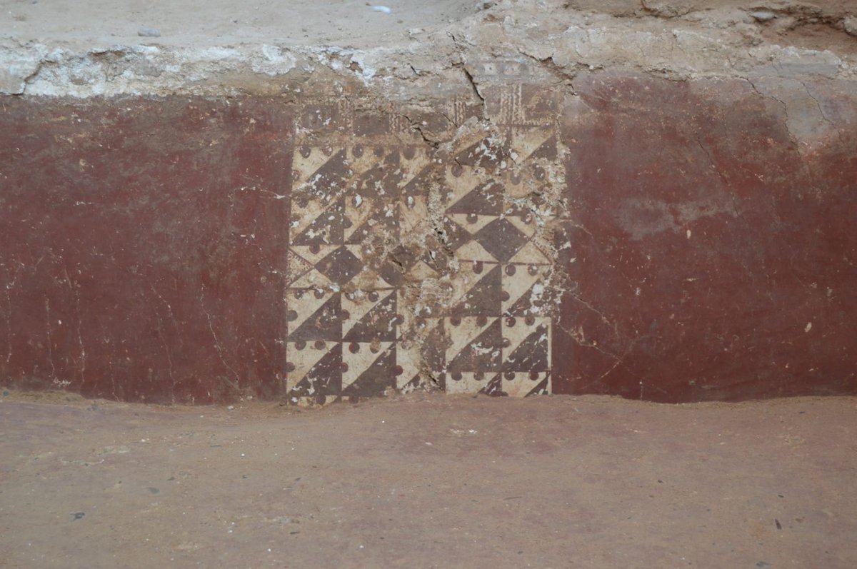 joanribo's tweet photo. 🏺Tenim nova troballa arqueològica a #València: Les obres de rehabilitació de la muralla islàmica descobreixen una casa andalusí del s.XI
Està ben conservada, té un pati central, un caminador perimetral i un xicotet pou. La casa demostra l'esplendor d'esta civilització a València https://t.co/3ZAkMxzX0z