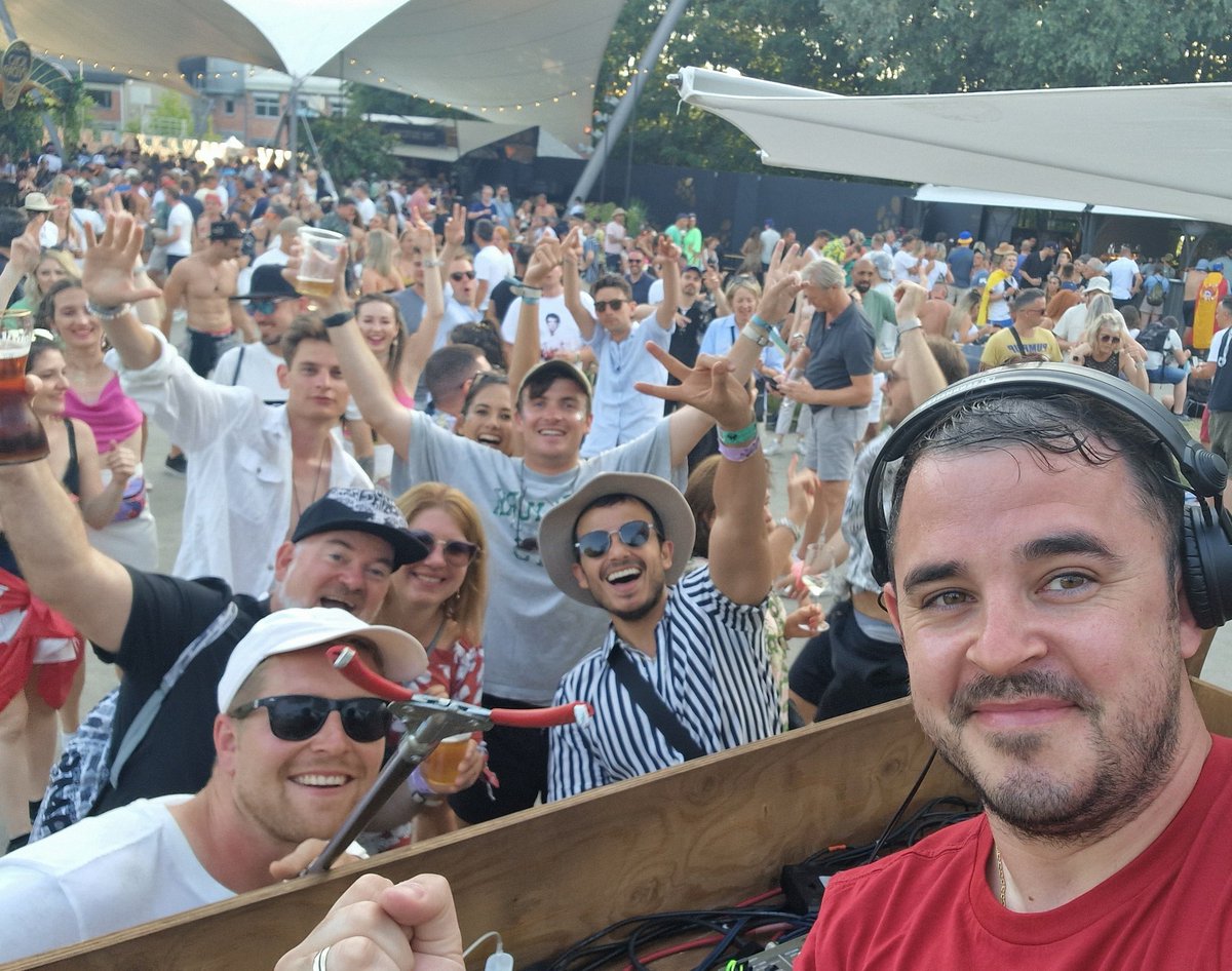 djandreistan's tweet photo. My gig at #Tomorrowland was insane !
See you again at #mesa #medagarden this coming weekend!

For more info: https://t.co/QE6FJSHZ4I

#DJ #heatwave #cantsleep #djlife #music #festival #party #Dance #edm #friends #realdj #djmixes #djs #djproducer #djset #housemusic #picoftheday https://t.co/DmLvWCM9r5
