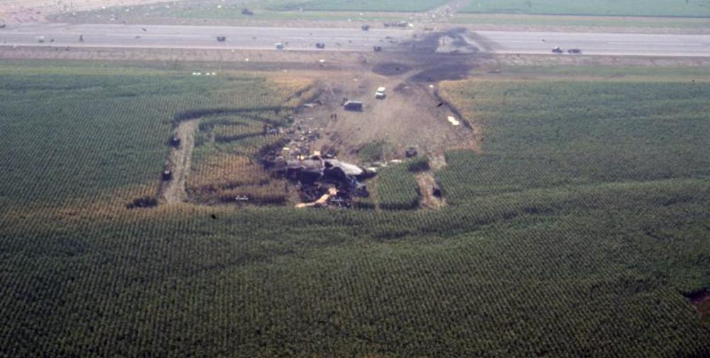 Iowa History Daily: On July 19, 1989, United Airlines Flight 232 crash-landed in Sioux City, Iowa, following a catastrophic failure of the plane’s tail-mounted engine. 112 passengers died in the landing, while an additional 184 people survived the horrific incident. #IowaOTD