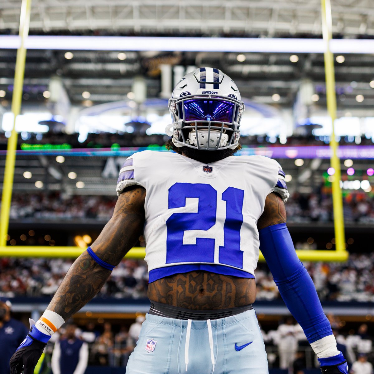 NFL UK & Ireland (@nflukire) on Twitter photo Ezekiel Elliott has 7,386 rushing yards since entering the NFL in 2016.
No one has more.
HBD <a href="/EzekielElliott/">Ezekiel Elliott</a>! Ezekiel Elliott has 7,386 rushing yards since entering the NFL in 2016.
No one has more.
HBD <a href="/EzekielElliott/">Ezekiel Elliott</a>!