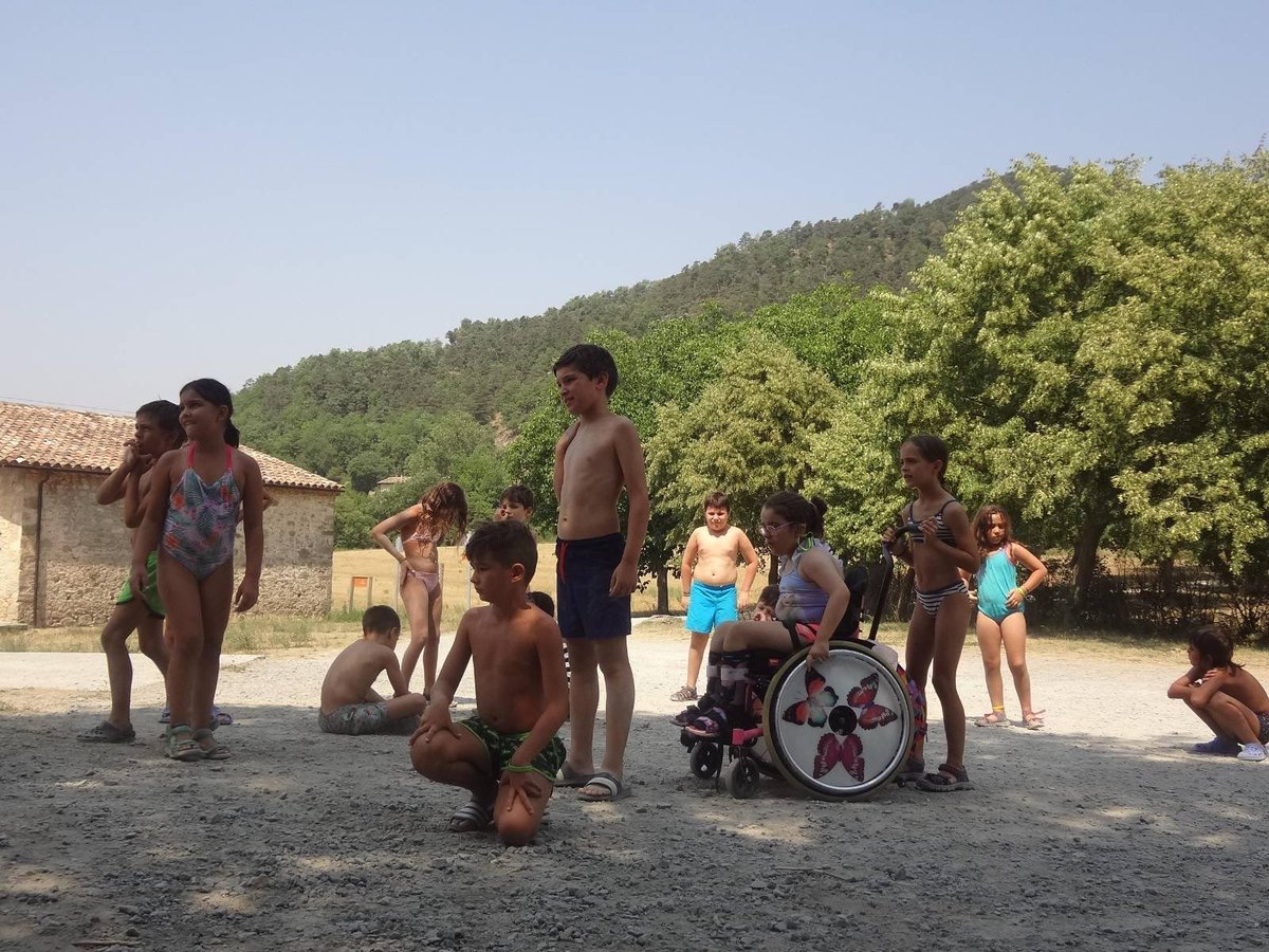 C.E.Xixell tweet media