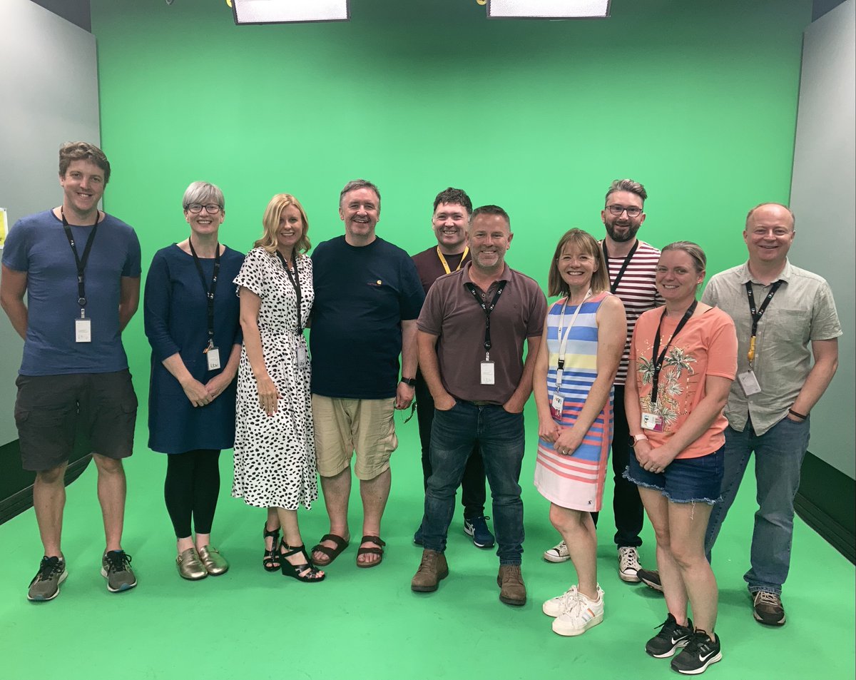 signpostprod's tweet photo. Bringing the sunshine into the office. It was great to welcome Actor Mark Benton into the Signpost Productions studio in Gateshead. 
It's always a fun filled day when Mark is around. 
#signpostproductions #markbenton https://t.co/PI1XSh8s8Z