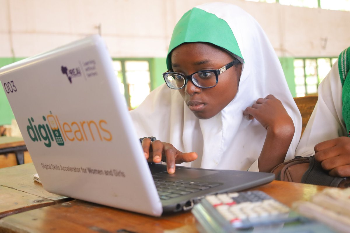 Areai4Africa's tweet photo. Meet Hawawu Awal,an SS1 student of Government Secondary School Tudun Wada who wants to be a surgeon .#DigitalSkillsAccelerator https://t.co/OTAVewxfFE