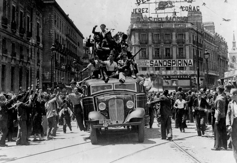 SoliObrera's tweet photo. 19 de julio de 1936, la Revolución Social. 86 años.
Ningún medio de comunicación habla, ni hablará de ello. Ni se estudia en institutos y colegios.

⬛Silencio y manipulación sobre las conquistas de la Clase Obrera
#19Julio1936
#RevolucionSocial
#Colectivizaciones #ControlObrero https://t.co/uTiAp4neiE