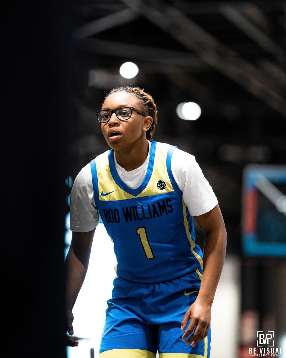 BeVisualProduct's tweet photo. Locked in!!
#NIKExTOC #Nike #BeVisualProductions
@AllIowaAttack @BWSLGirlsAAU @NikeLadyGymRats @MICROSSOVER @NikeGirlsEYBL @niketoc https://t.co/Gj68SALzgI