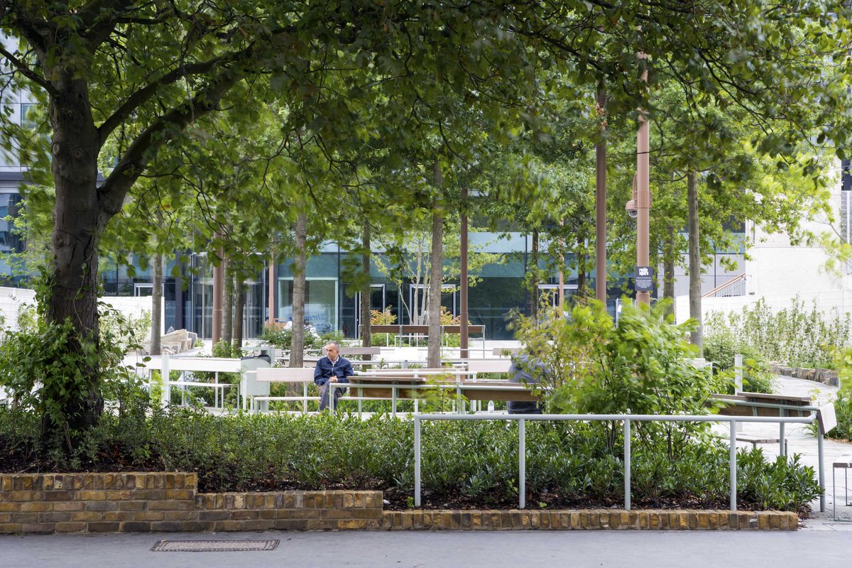 Ruskin Square amongst 25 Selected works of the European Prize for Urban Public Space #PublicSpacePrize22
👏@MUFarchitecture @JLG_London @ArupGroup