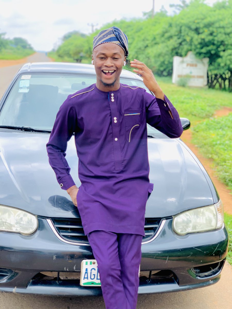 ExpensiveArab's tweet image. 😉