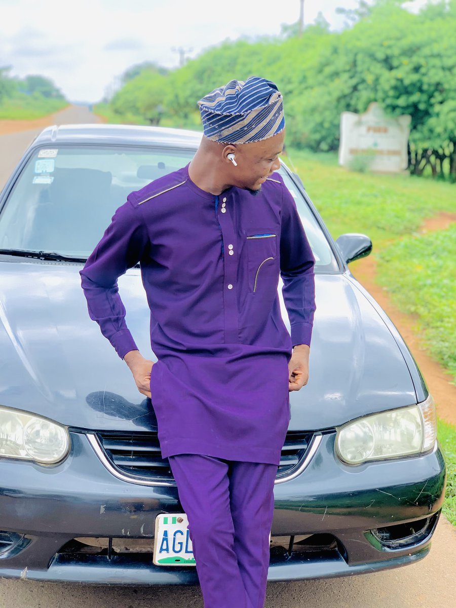 ExpensiveArab's tweet image. 😉