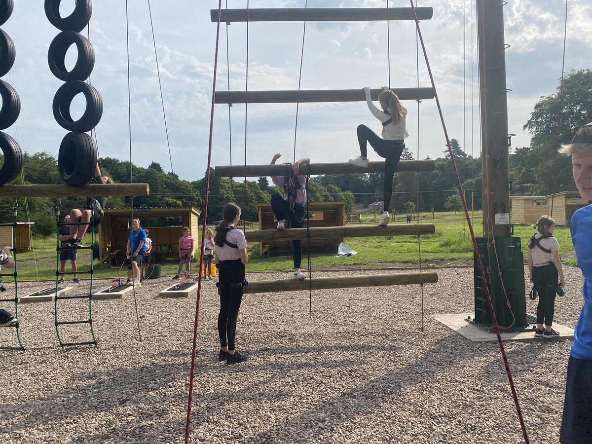 Park View School PE tweet media