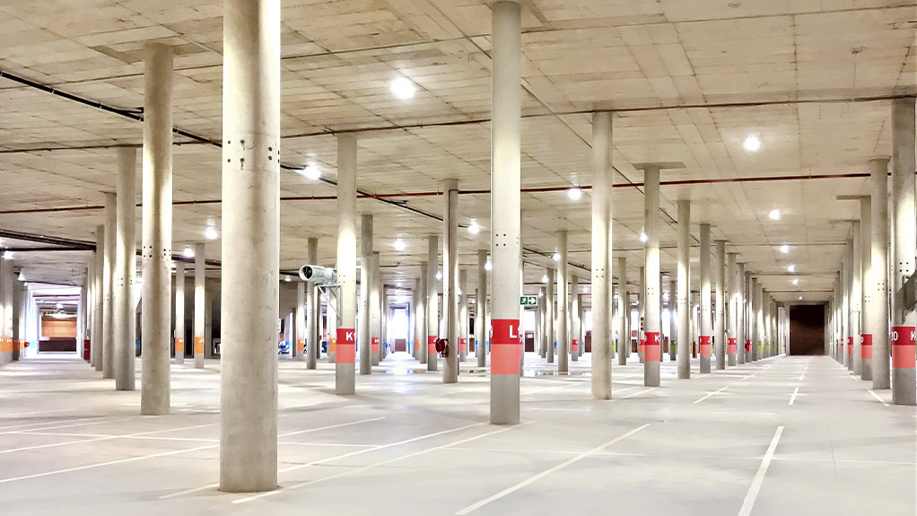 MiningWeekly's tweet image. #Visionware will be showcasing its industrial lighting range at this year’s @electramining. The #VLight brand is a new innovative LED lighting product that&apos;s specifically designed for intended applications

More via @MiningWeekly &amp;gt; ow.ly/x1vJ50JYRBP

#EMA2022 #ElectraMining