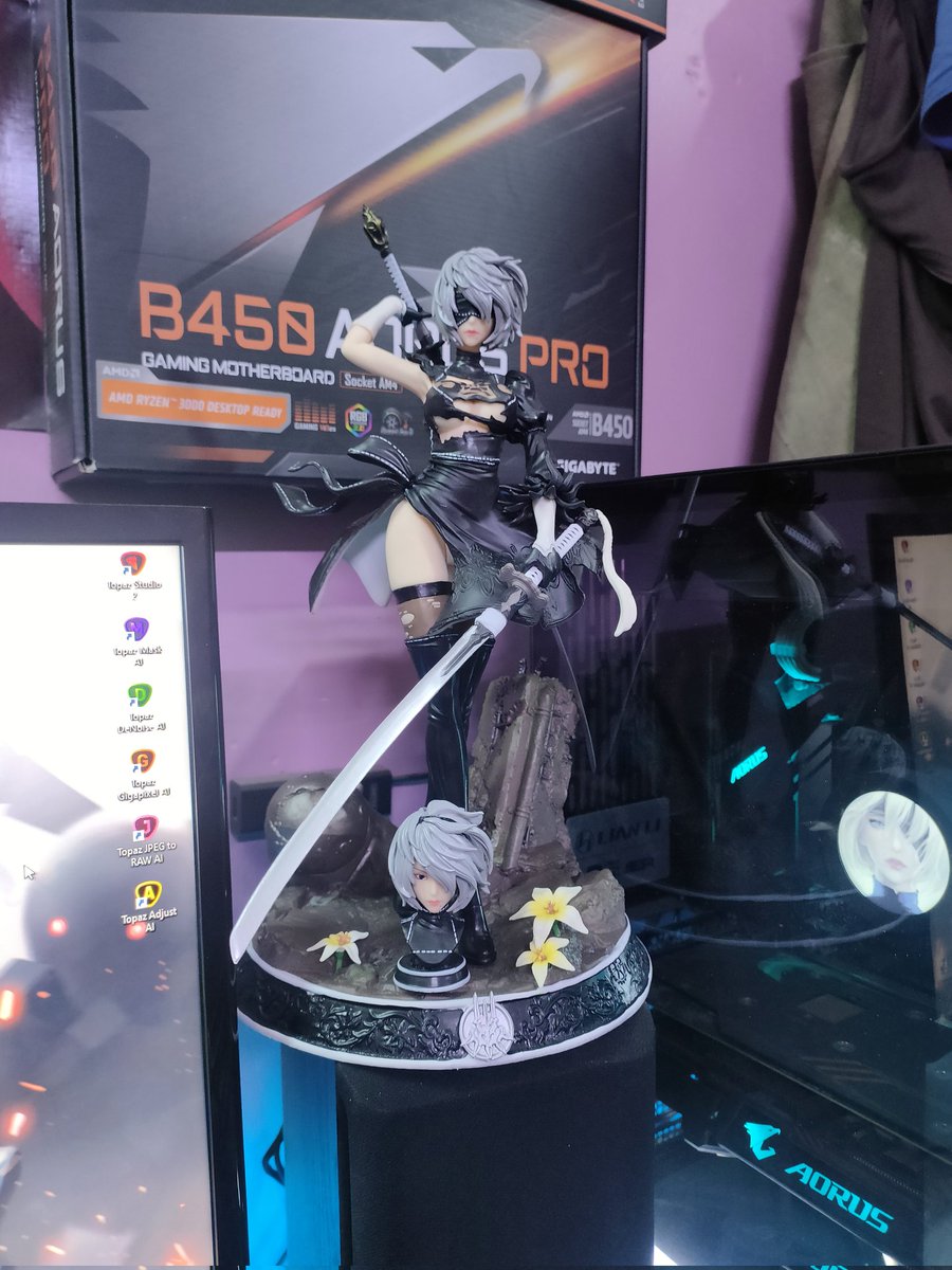 a_24_ak's tweet photo. @epicinternetgf Wait you too got these two (2B and Tatsumaki)
Now I like you even more bcuz we have the same figures xD https://t.co/W20Ao7Cep4