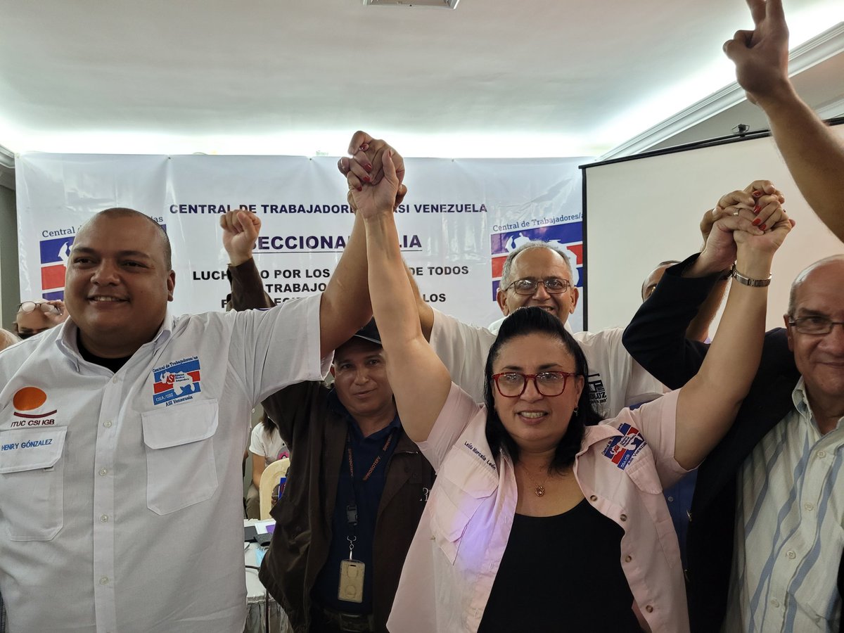 CentralASIZulia's tweet photo. #18JL. Se celebra exitosamente la asamblea constitutiva de la seccional Zulia de la @CentralASI. 14 organizaciones sindicales dieron el primer paso de organizarse para fortalecer el movimiento sindical en este estado. ¡Asumimos el compromiso! @CSA_TUCA @ituc @CFDT @OITAmericas https://t.co/bXSkXF5Gb0