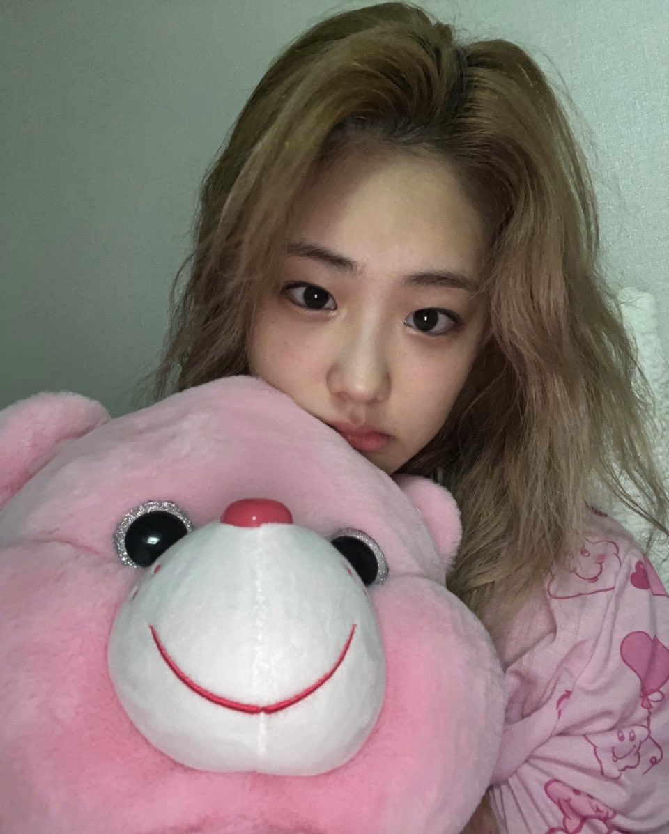 Our cutest bean of sunshine 
#ICHILLIN #아이칠린 #JOONIE #주