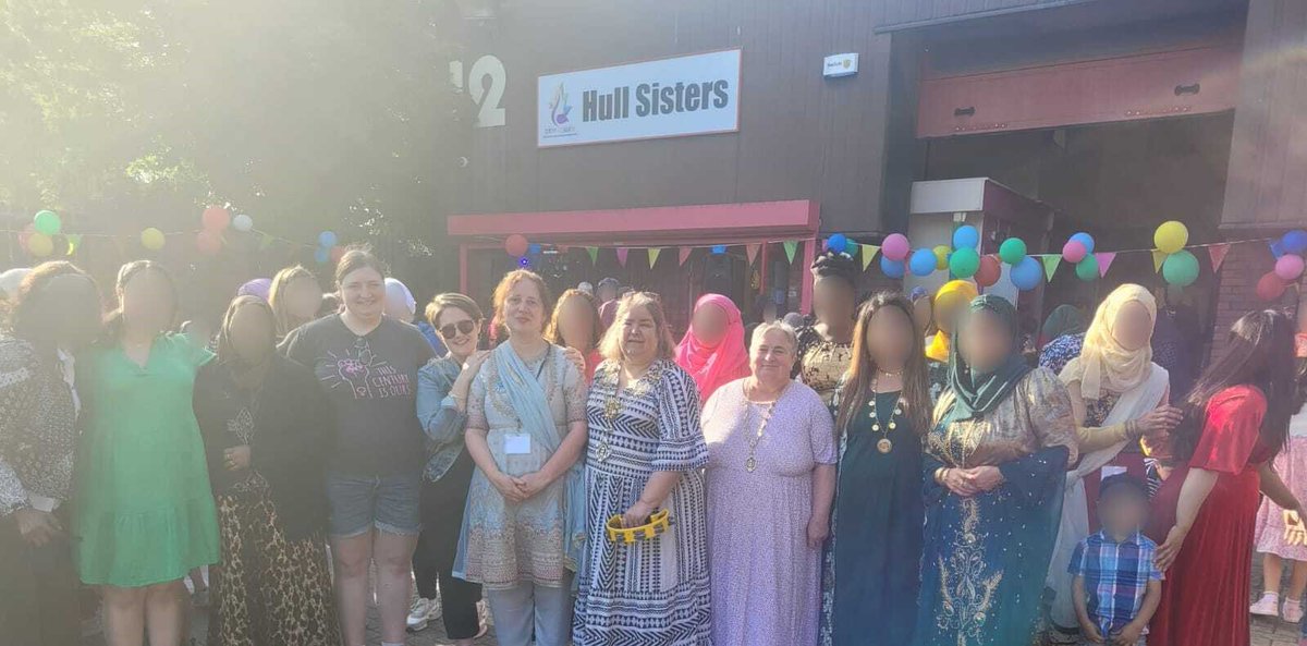 Hull Sisters 🧡 tweet media