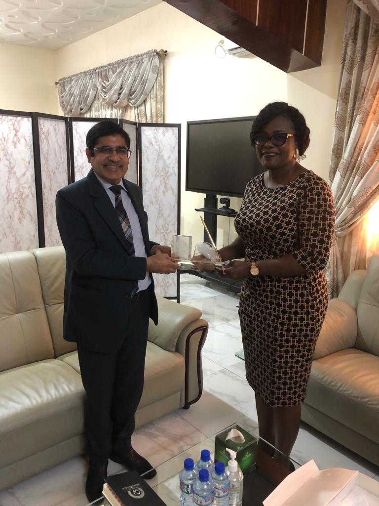 Ambassador called on Hon’ble Minister of Sports of Togo H.E. Dr. Lidi Bessi-Kama and discussed collaborative opportunities in the area of sports. They also discussed the participation of a 12-member Chess team from Togo at the 44th Chess Olympiad in Chennai.