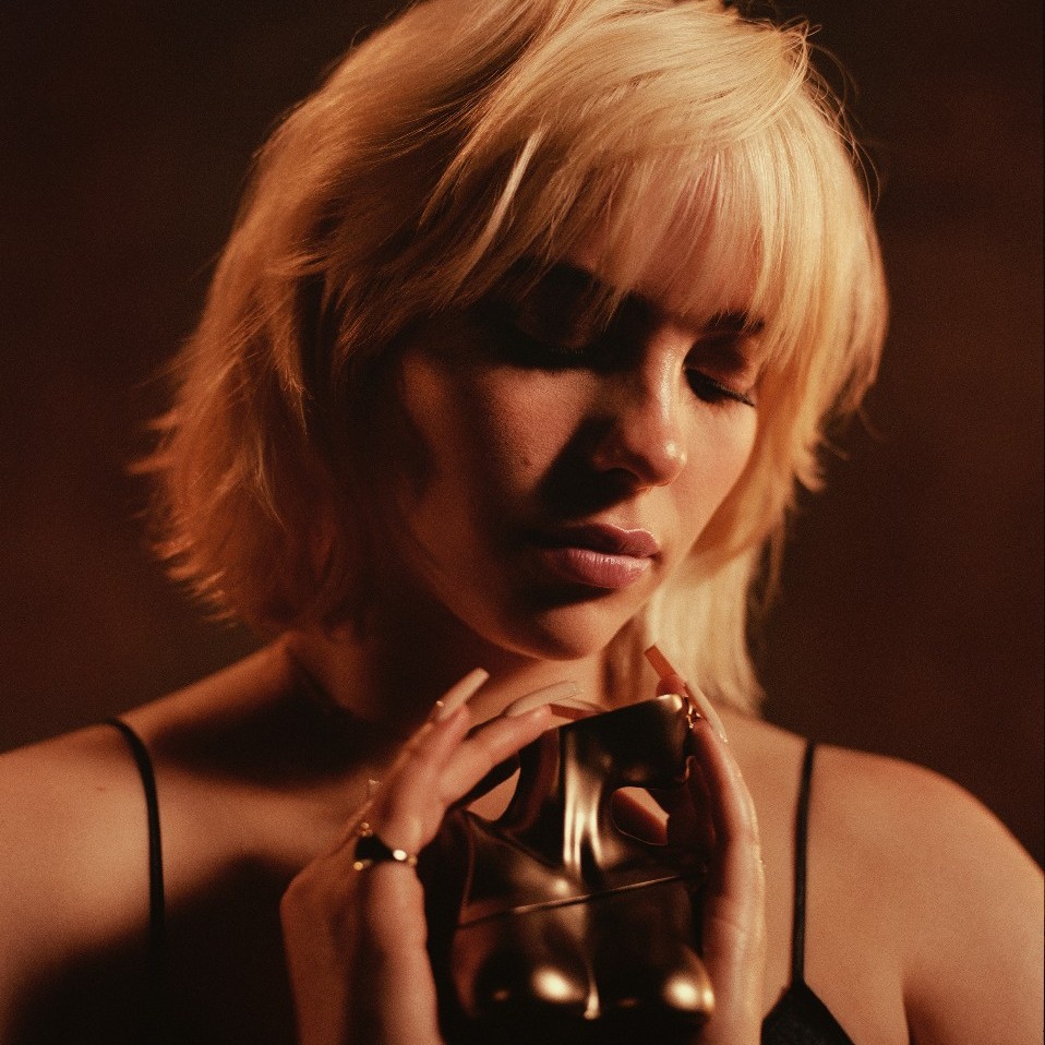 FOLLOW, LIKE &amp; RT TO WIN! ✨ BILLIE EILISH PERFUME GIVEAWAY ✨ One lucky winner has the chance to win a 100ml signed bottle of Eilish by Billie Eilish herself! (Competition ends 29/07/22, UK only, T&amp;C's apply, winner will be contacted via DM!)